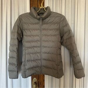 Uniqlo Gray Lightweight Down Jacket
